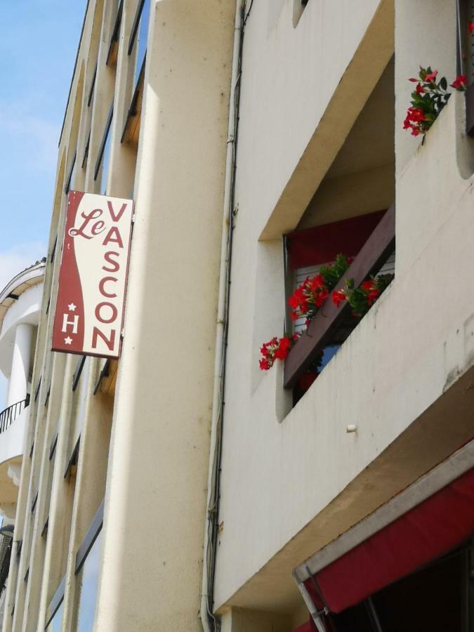 Hotel Le Vascon Dax Bagian luar foto