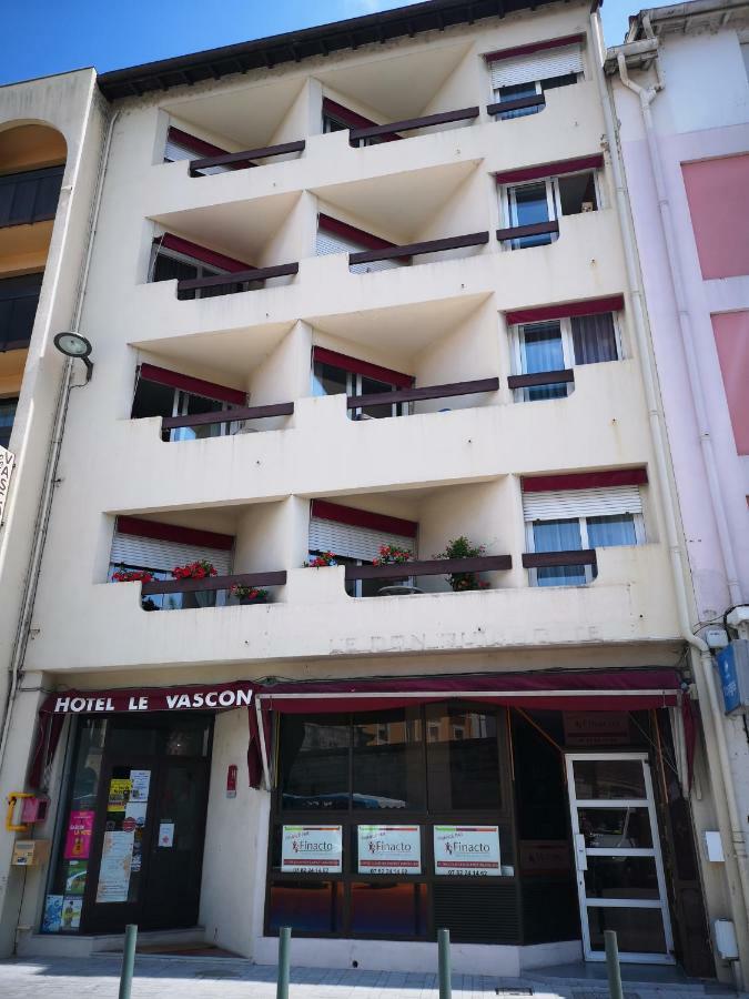Hotel Le Vascon Dax Bagian luar foto